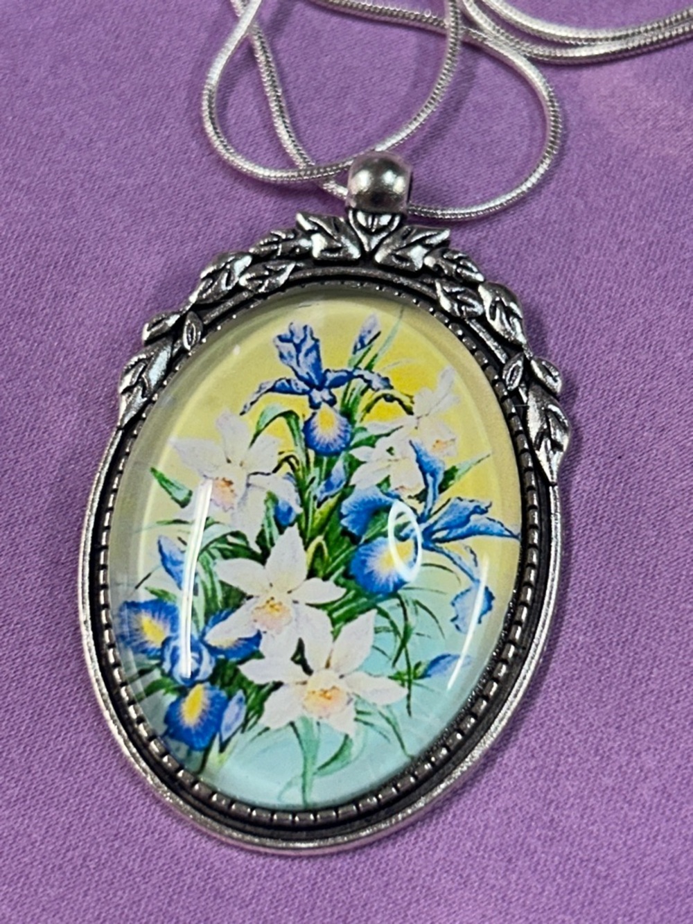 Floral Glass Pendant Necklace in Blue and White handmade new